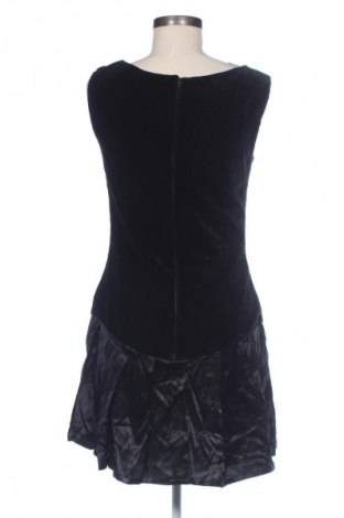 Ruha Unbranded, Méret M, Szín Fekete, Ár 6 138 Ft