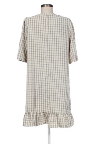 Kleid VILA, Größe L, Farbe Mehrfarbig, Preis 13,70 €