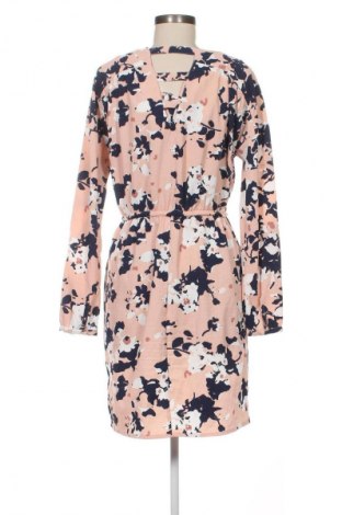 Šaty  Vero Moda, Velikost M, Barva Vícebarevné, Cena  439,00 Kč