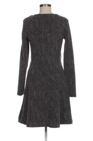 Šaty  Vero Moda, Veľkosť M, Farba Strieborná, Cena  15,95 €
