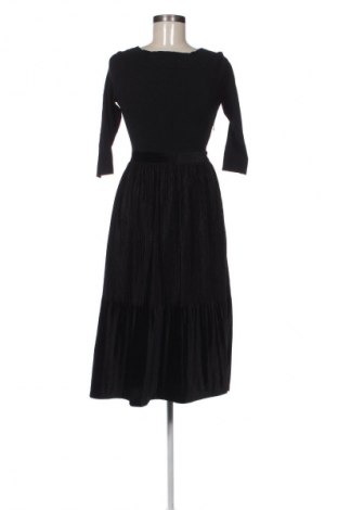 Kleid Vero Moda, Größe S, Farbe Schwarz, Preis 13,63 €