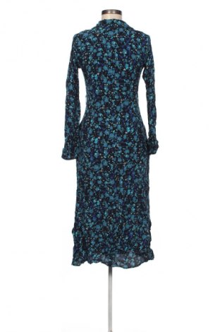 Kleid Yfl Reserved, Größe S, Farbe Mehrfarbig, Preis 33,99 €