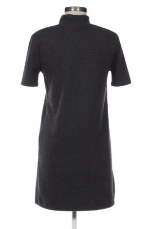 Kleid Zara, Größe M, Farbe Grau, Preis 8,99 €
