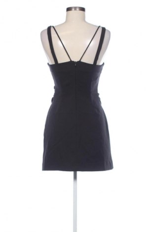 Рокля Zara, Размер M, Цвят Черен, Цена 27,99 лв.