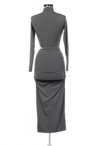 Рокля Zara, Размер S, Цвят Сив, Цена 34,99 лв.
