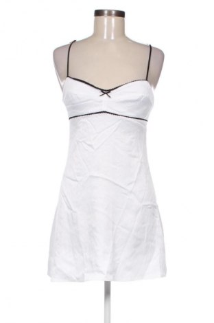 Rochie Zara, Mărime M, Culoare Alb, Preț 129,64 Lei