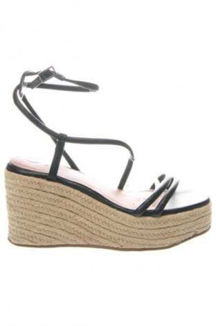 Σανδάλια ASOS, Μέγεθος 38, Χρώμα Μαύρο, Τιμή 48,66 €