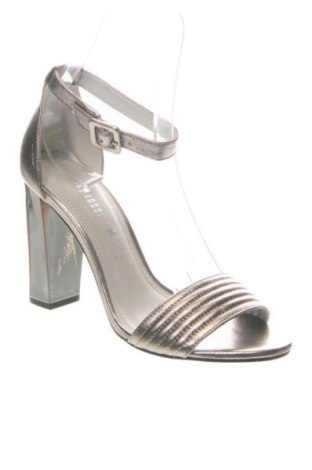 Sandalen Capelli, Größe 38, Farbe Grau, Preis 47,02 €