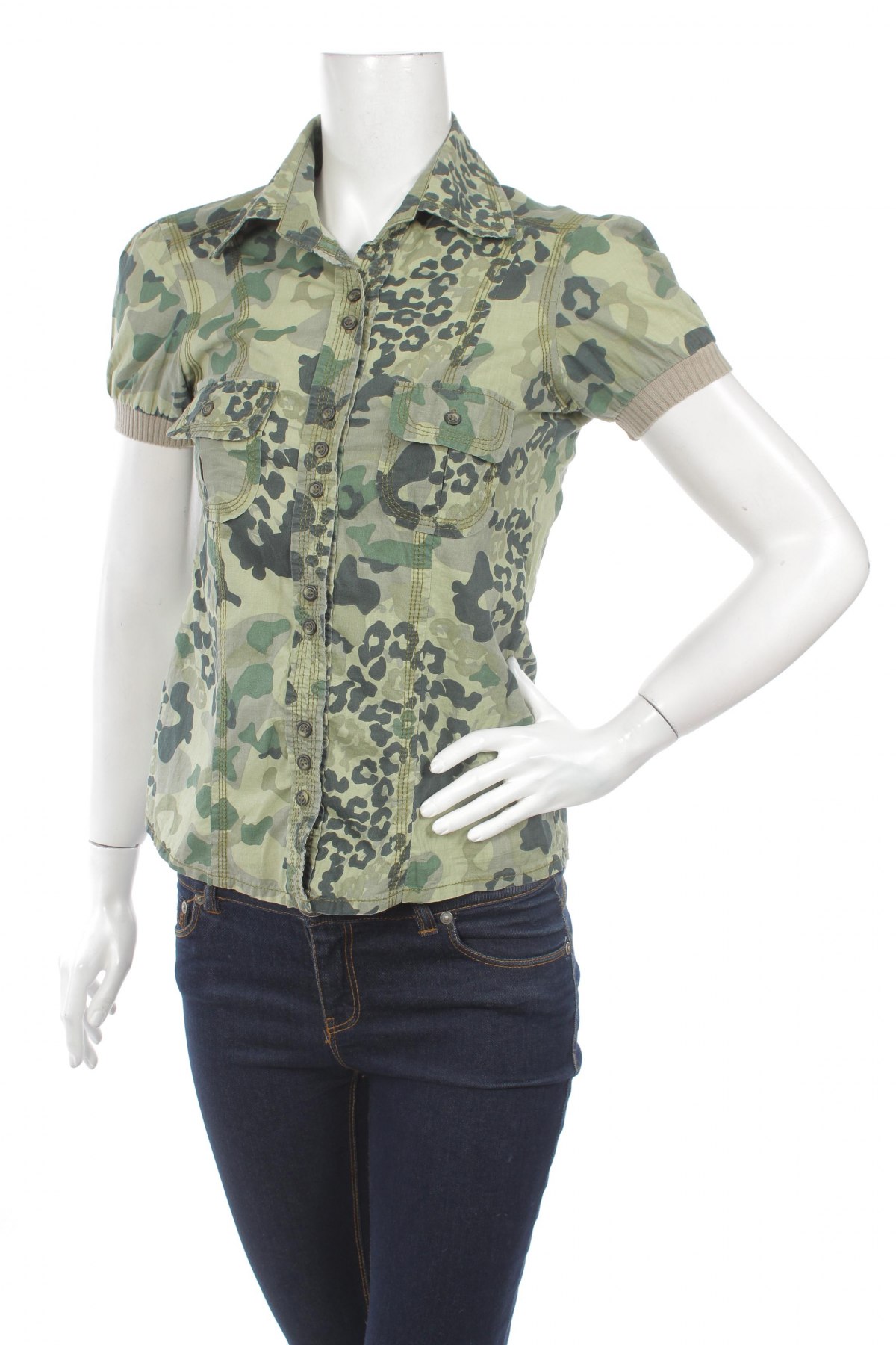 Γυναικείο πουκάμισο Bershka, Μέγεθος M, Χρώμα Πράσινο, Τιμή 12,37 €