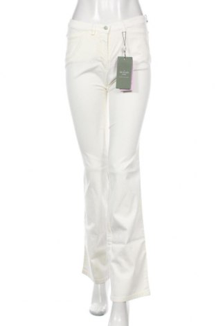 Дамски панталон Trussardi, Размер M, Цвят Бял, 98% памук, 2% еластан, Цена 38,85 лв.