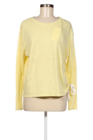Дамска блуза Juvia, Размер S, Цвят Жълт, Цена 9,20 лв.