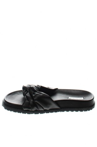 Papuci NLY, Mărime 40, Culoare Negru, Preț 137,66 Lei
