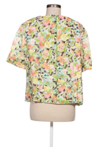 Дамска блуза, Размер L, Цвят Многоцветен, Цена 9,12 лв.
