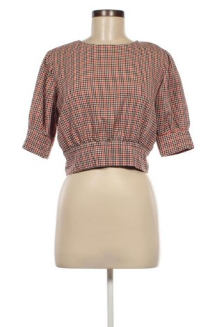 Γυναικεία μπλούζα Bershka, Μέγεθος S, Χρώμα Πολύχρωμο, Τιμή 5,10 €