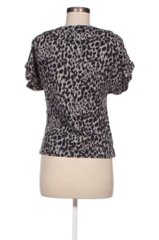Γυναικεία μπλούζα Bershka, Μέγεθος S, Χρώμα Πολύχρωμο, Τιμή 4,91 €