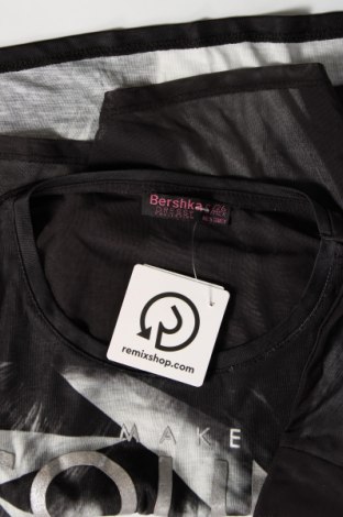Γυναικεία μπλούζα Bershka, Μέγεθος S, Χρώμα Μαύρο, Τιμή 4,96 €