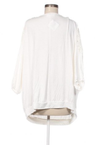 Дамска блуза Body Fit, Размер 3XL, Цвят Бял, Цена 10,45 лв.