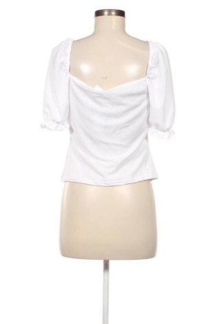 Damen Shirt Boohoo, Größe M, Farbe Weiß, Preis 7,61 €