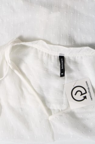 Γυναικεία μπλούζα Calliope, Μέγεθος M, Χρώμα Λευκό, Τιμή 4,80 €