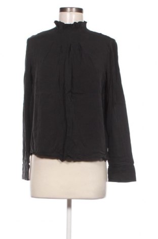 Дамска блуза Emporio Armani, Размер M, Цвят Черен, Цена 149,16 лв.