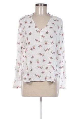 Γυναικεία μπλούζα Esprit, Μέγεθος M, Χρώμα Λευκό, Τιμή 4,21 €