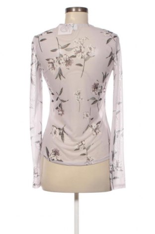 Дамска блуза Gina Tricot, Размер M, Цвят Лилав, Цена 20,00 лв.