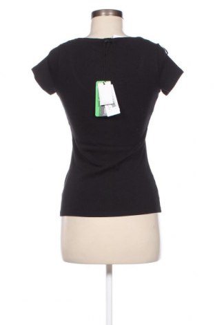 Damen Shirt Guess, Größe M, Farbe Schwarz, Preis 55,67 €