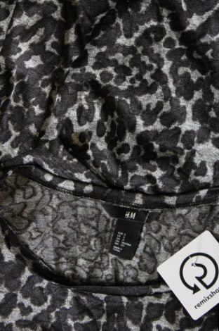Дамска блуза H&M, Размер S, Цвят Сив, Цена 3,80 лв.
