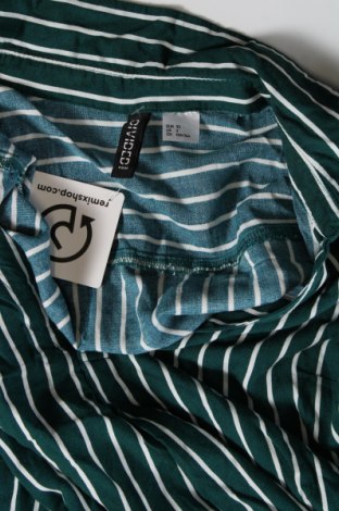 Дамска блуза H&M Divided, Размер XXS, Цвят Зелен, Цена 4,75 лв.