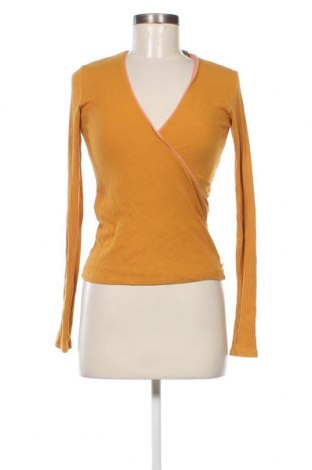 Дамска блуза Maison Scotch, Размер S, Цвят Жълт, Цена 33,75 лв.