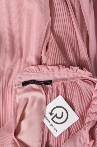 Γυναικεία μπλούζα Mohito, Μέγεθος XXS, Χρώμα Σάπιο μήλο, Τιμή 4,70 €