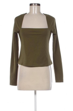 Дамска блуза NA-KD, Размер S, Цвят Зелен, Цена 5,10 лв.