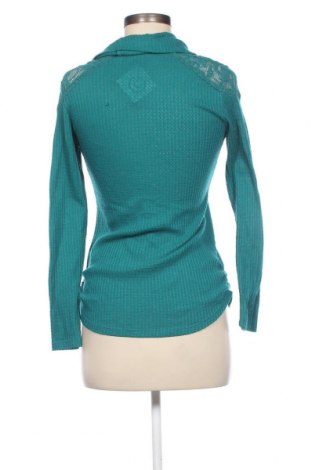 Damen Shirt No Boundaries, Größe S, Farbe Grün, Preis € 2,38