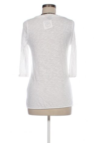 Дамска блуза ONLY, Размер XS, Цвят Бял, Цена 4,60 лв.