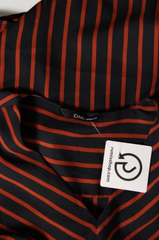 Γυναικεία μπλούζα ONLY, Μέγεθος XS, Χρώμα Πολύχρωμο, Τιμή 2,85 €