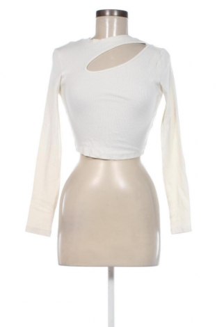 Дамска блуза Pigalle by ONLY, Размер S, Цвят Екрю, Цена 5,00 лв.