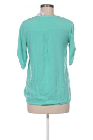 Damen Shirt Pull&Bear, Größe S, Farbe Grün, Preis 4,37 €