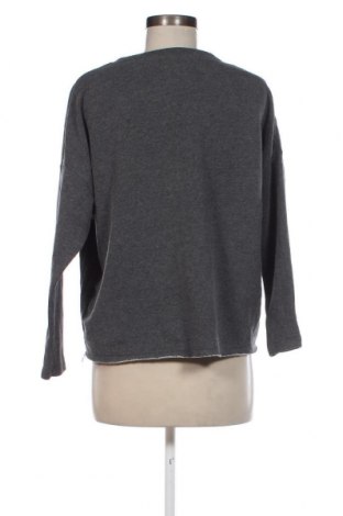 Дамска блуза Pull&Bear, Размер M, Цвят Сив, Цена 5,32 лв.
