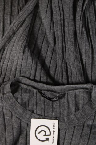Дамска блуза SHEIN, Размер M, Цвят Сив, Цена 7,60 лв.