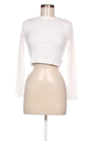 Дамска блуза Sinsay, Размер S, Цвят Бял, Цена 8,47 лв.