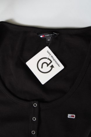 Дамска блуза Tommy Jeans, Размер XS, Цвят Черен, Цена 65,80 лв.