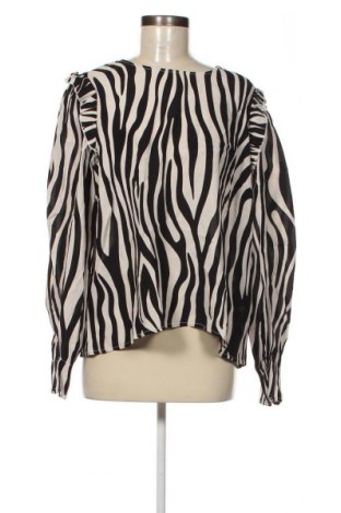 Дамска блуза VILA, Размер XL, Цвят Многоцветен, Цена 18,40 лв.