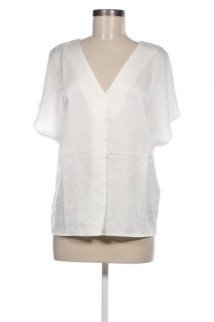 Γυναικεία μπλούζα VILA, Μέγεθος M, Χρώμα Λευκό, Τιμή 5,45 €