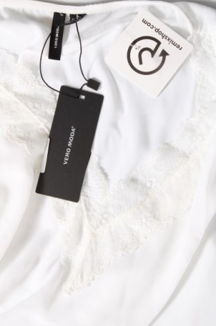 Damen Shirt Vero Moda, Größe S, Farbe Weiß, Preis 5,93 €