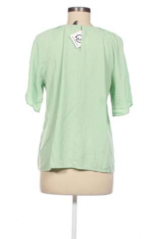 Дамска блуза Vero Moda, Размер XL, Цвят Зелен, Цена 6,90 лв.