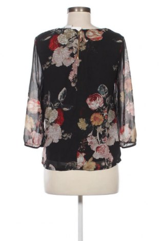 Γυναικεία μπλούζα Vero Moda, Μέγεθος S, Χρώμα Πολύχρωμο, Τιμή 1,86 €