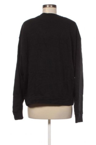 Γυναικεία μπλούζα Weekday, Μέγεθος L, Χρώμα Μαύρο, Τιμή 5,57 €
