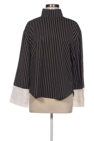 Дамска блуза Zara Trafaluc, Размер M, Цвят Черен, Цена 14,78 лв.