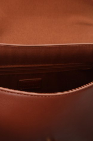 Дамска чанта Orsay, Цвят Кафяв, Цена 26,61 лв.