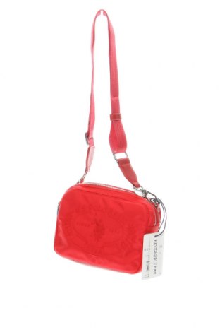 Дамска чанта U.S. Polo Assn., Цвят Червен, Цена 102,60 лв.
